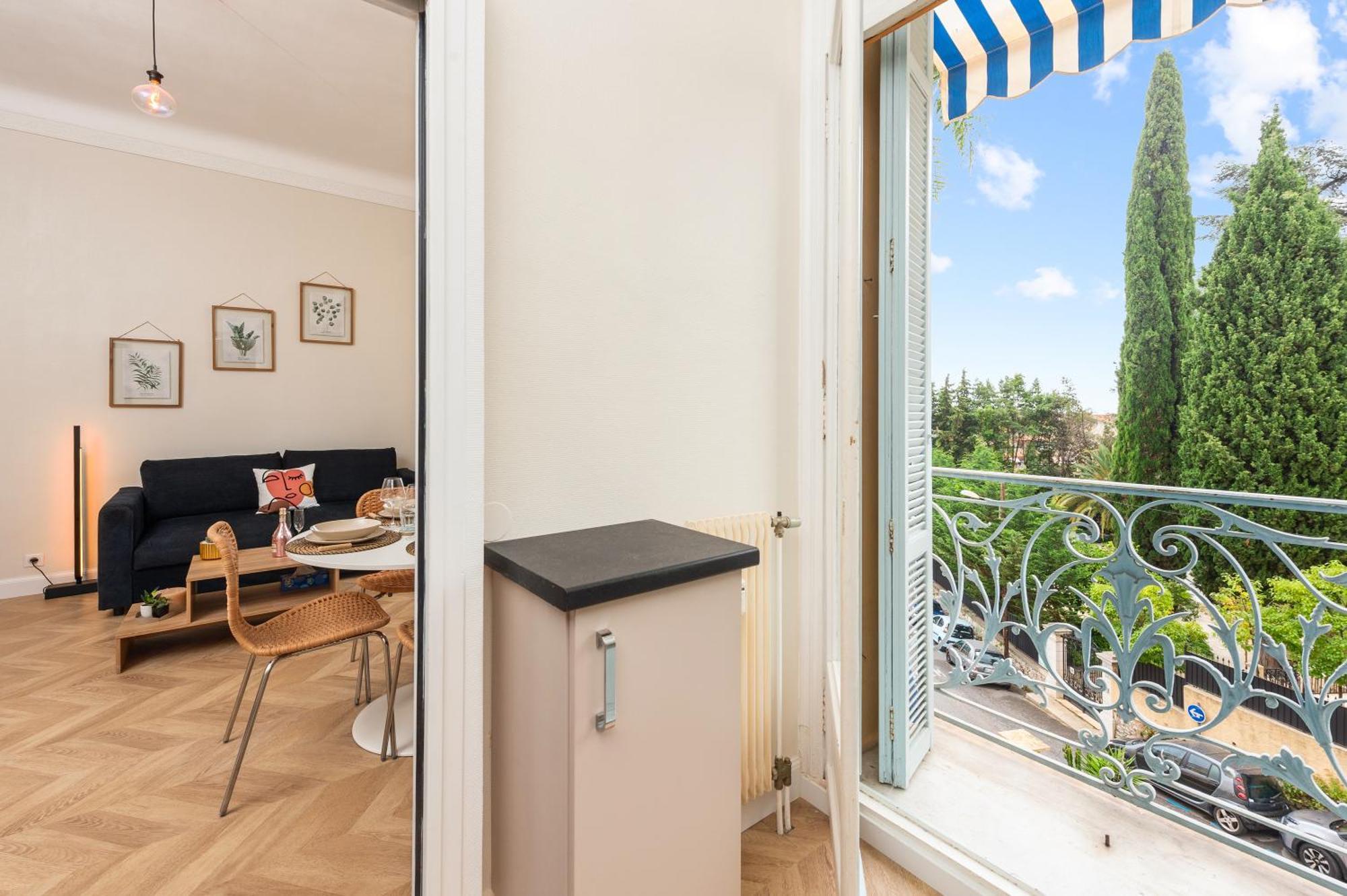 Апартаменты Mont Fleuri- Somptueux 2 Pieces - Parking - Ментона Экстерьер фото