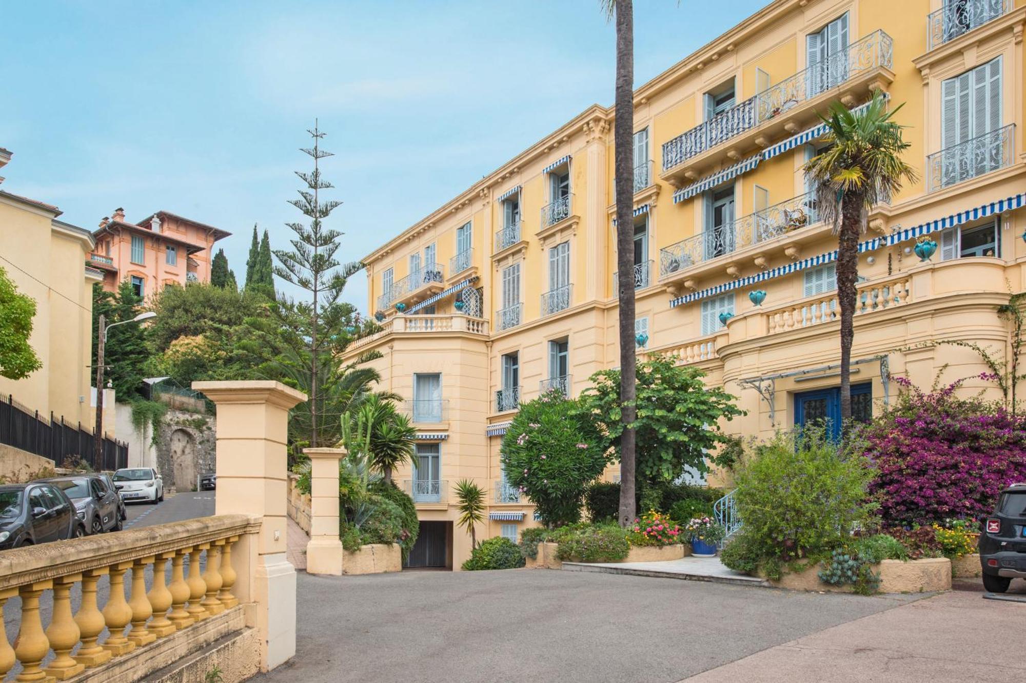 Апартаменты Mont Fleuri- Somptueux 2 Pieces - Parking - Ментона Экстерьер фото